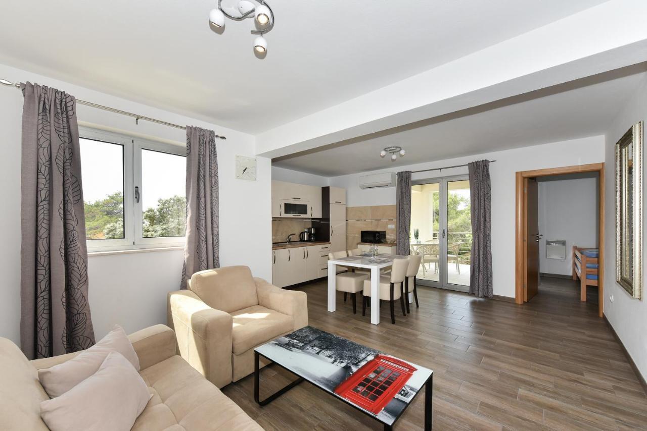 Apartmani Iva Vir Εξωτερικό φωτογραφία