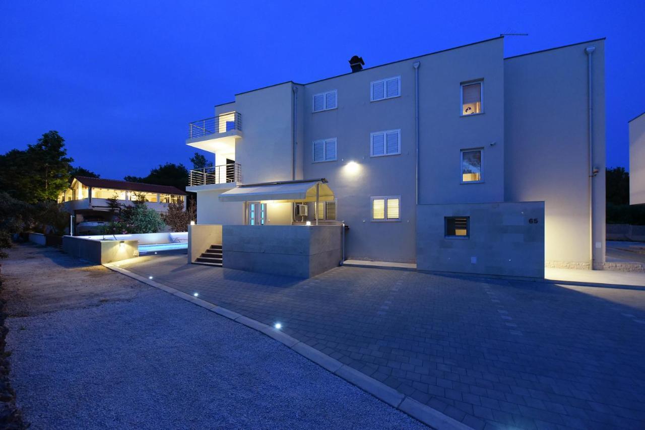 Apartmani Iva Vir Εξωτερικό φωτογραφία