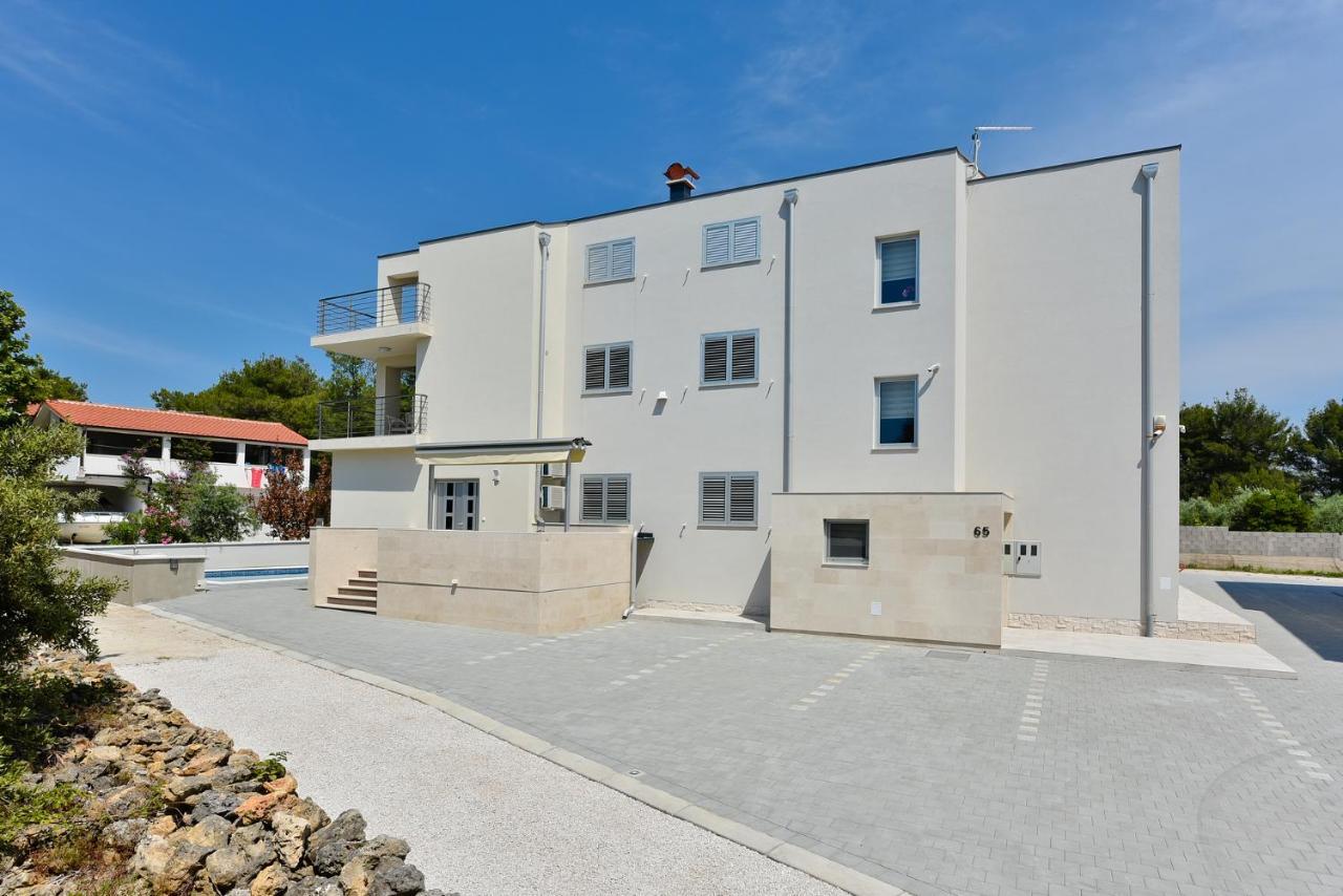 Apartmani Iva Vir Εξωτερικό φωτογραφία