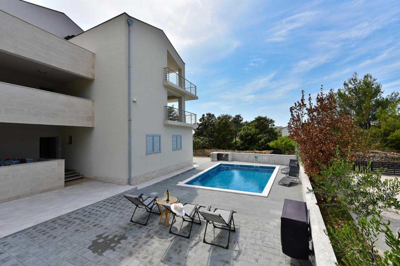 Apartmani Iva Vir Εξωτερικό φωτογραφία