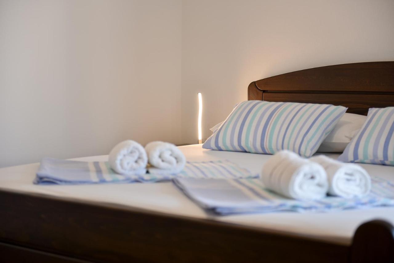 Apartmani Iva Vir Εξωτερικό φωτογραφία