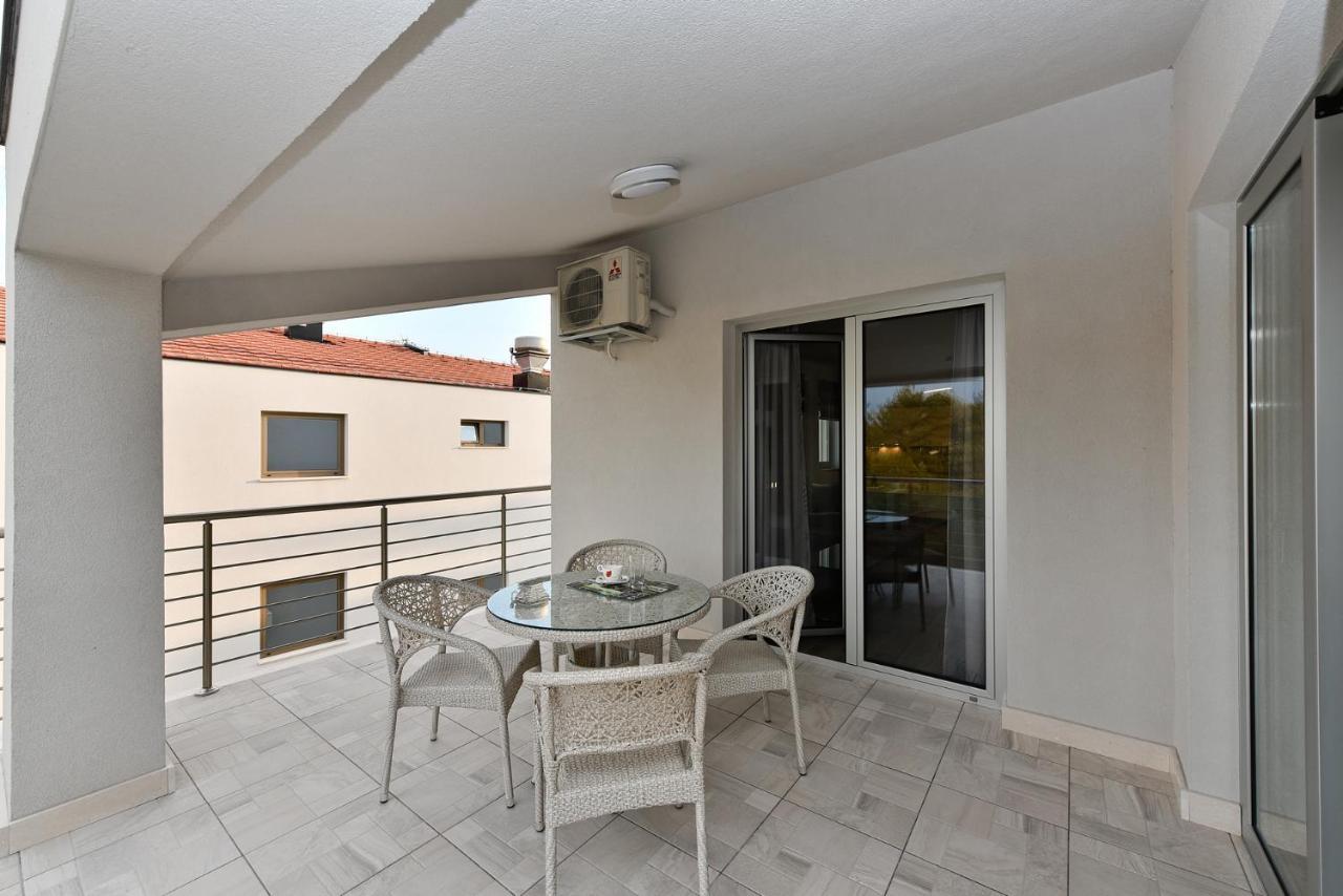 Apartmani Iva Vir Εξωτερικό φωτογραφία