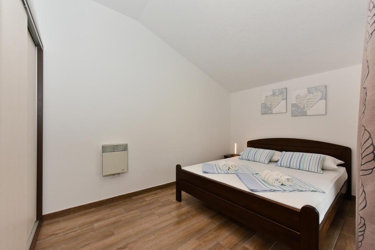 Apartmani Iva Vir Εξωτερικό φωτογραφία