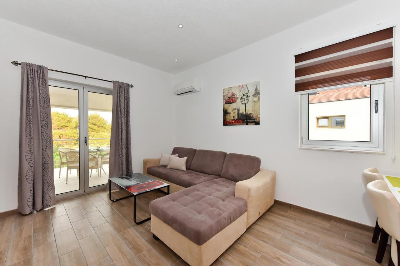 Apartmani Iva Vir Εξωτερικό φωτογραφία