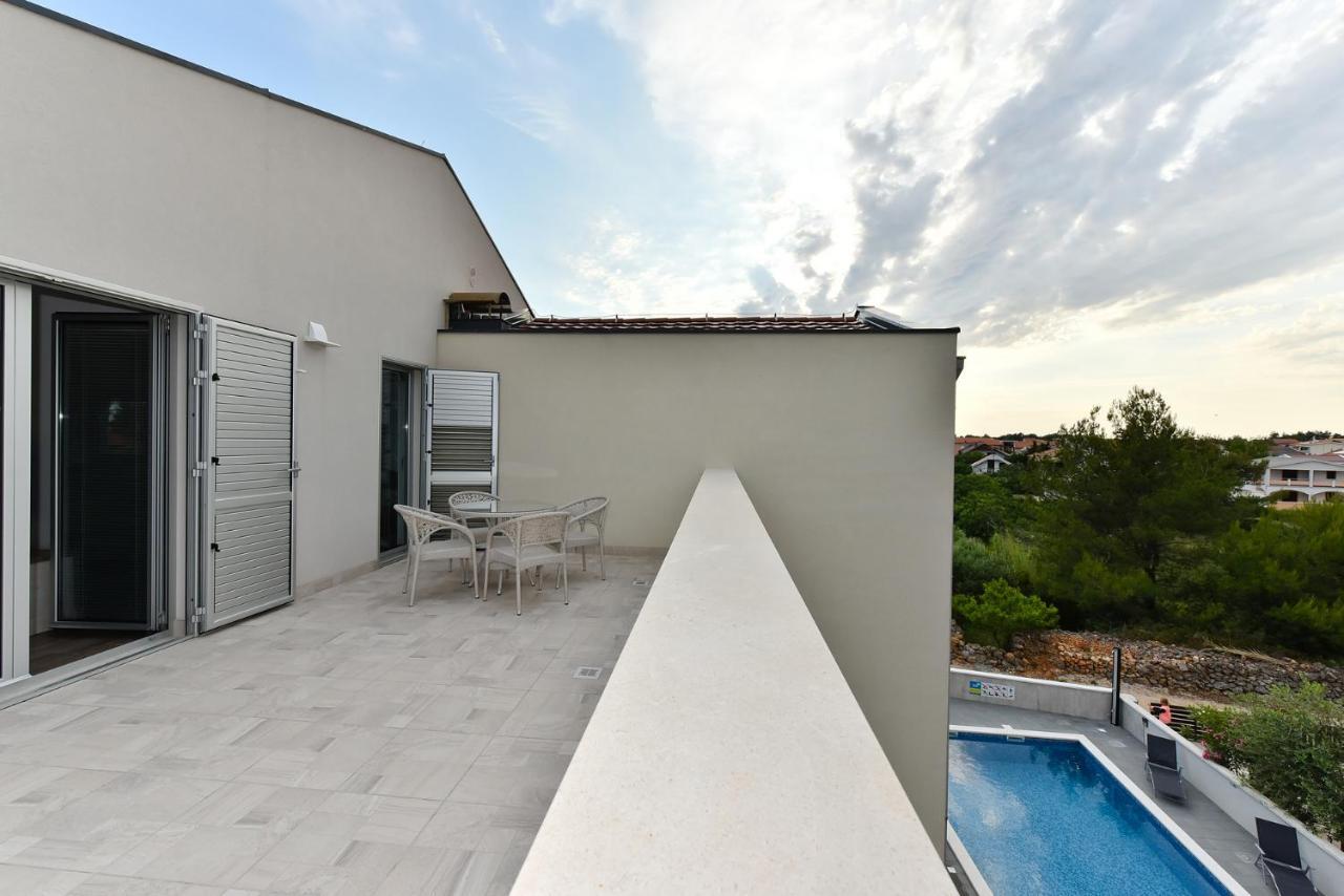 Apartmani Iva Vir Εξωτερικό φωτογραφία