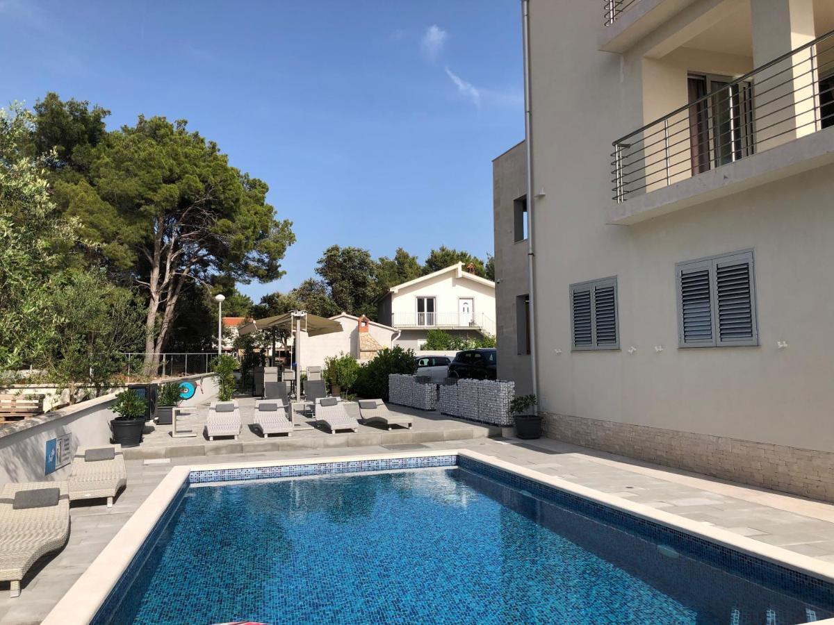 Apartmani Iva Vir Εξωτερικό φωτογραφία